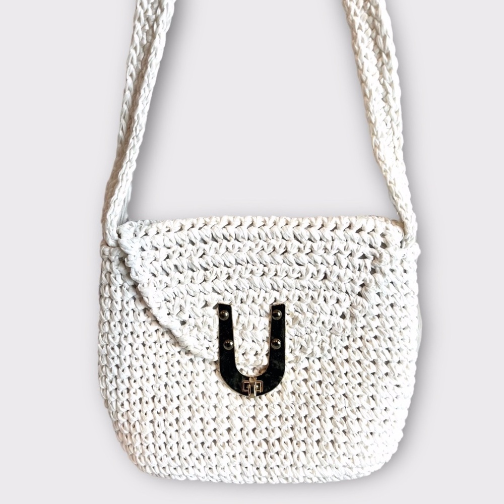 Vintage White Raffia Gold Horseshoe Shoulder Bag